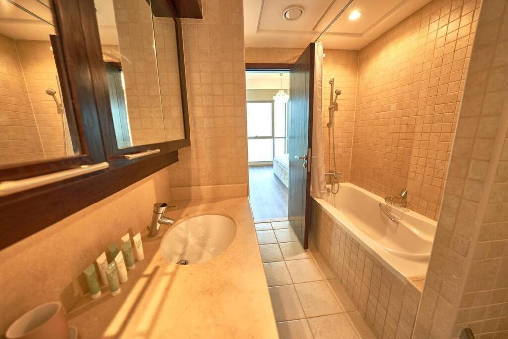 Magnificent Luxury 3Br With Amazing Burj & Fountain View Apartment ดูไบ ภายนอก รูปภาพ
